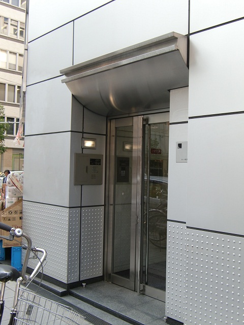 ルート北浜ビル (2).jpg