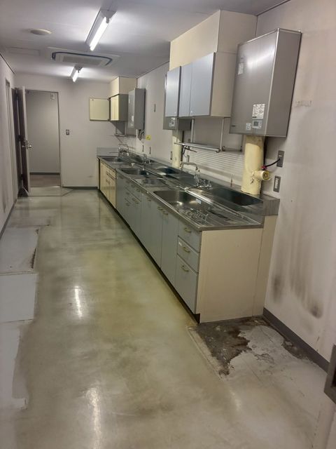 和泉中央駅ビル (2).jpg