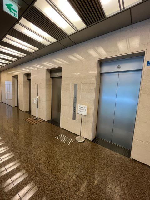 京阪神淀屋橋 (6).jpg