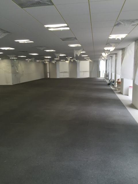 淀屋橋フレックスタワー7月8日 (5).JPG