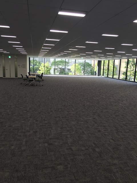 シュナイダーエレクトリック大阪ビル (5).JPG