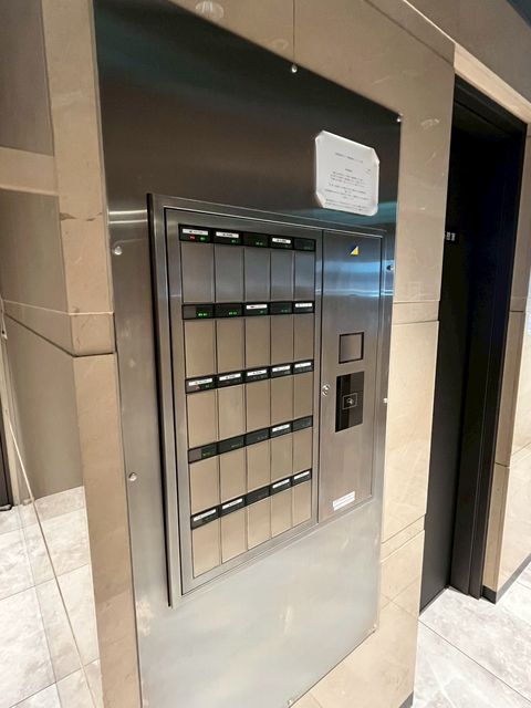 難波御堂筋ウエスト (12).jpg