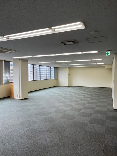 岡本興産ビル (8).jpg