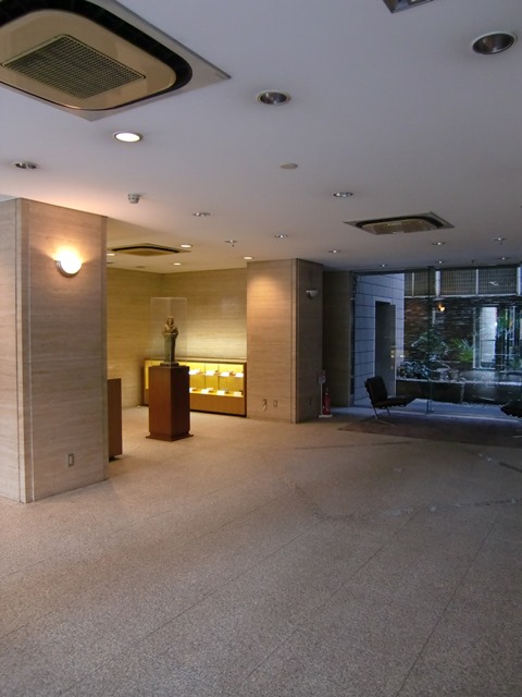 阪急産業南森町ビル (2).jpg