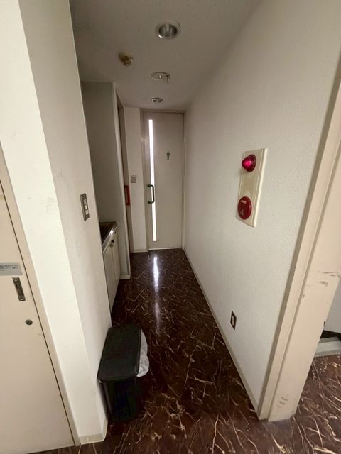 第一住建裁判所前 (7).jpg