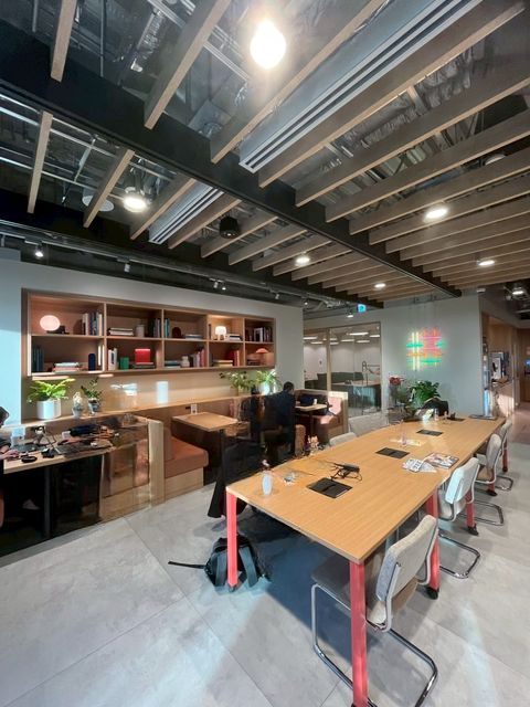 WeWork(本町ガーデンシティテラス) (2).jpg