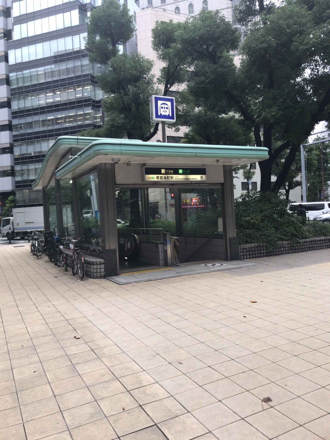 堺筋本町駅⑫.jpg