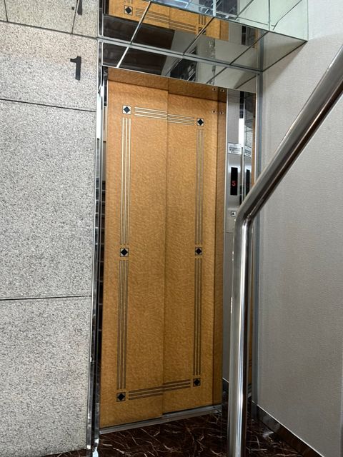 シャンクレール本町ビル_ (4).jpg