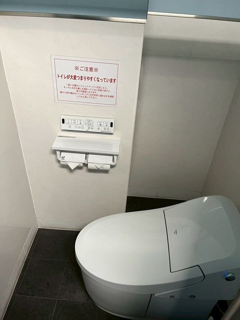 アドーラブル南堀江 (3).jpg