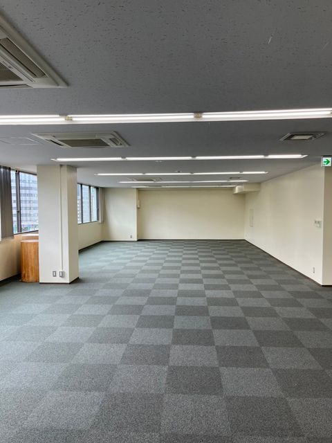 岡本興産ビル (11).jpg