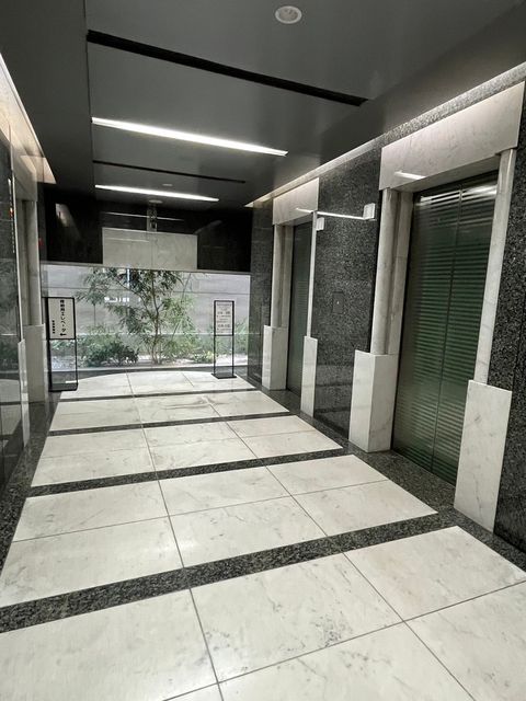 オーク江坂ビル (3).jpg