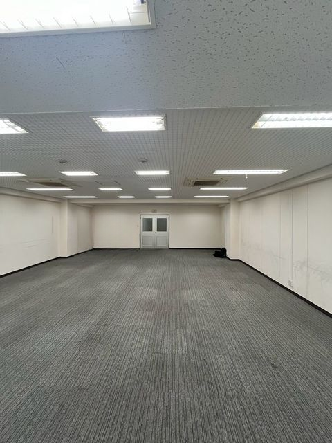 京橋大発ビル (10).jpg