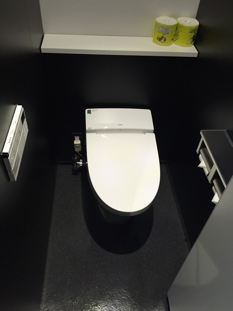 シュナイダーエレクトリック大阪ビル (9).JPG