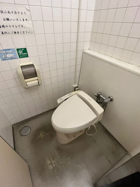 カーニープレイス西本町ビル (1).jpg