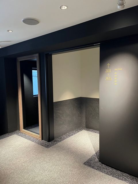 RE-022 (19).jpg