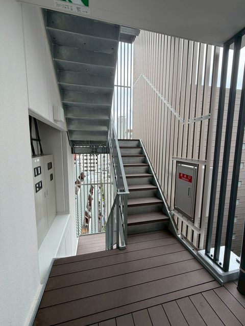 Grave Largo (9).jpg