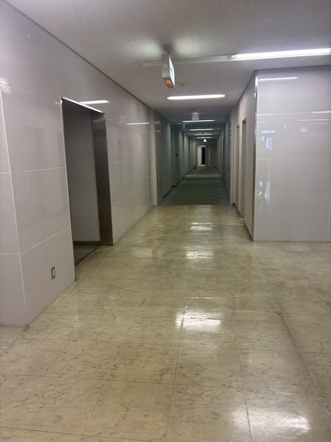 和泉中央駅ビル (1).jpg