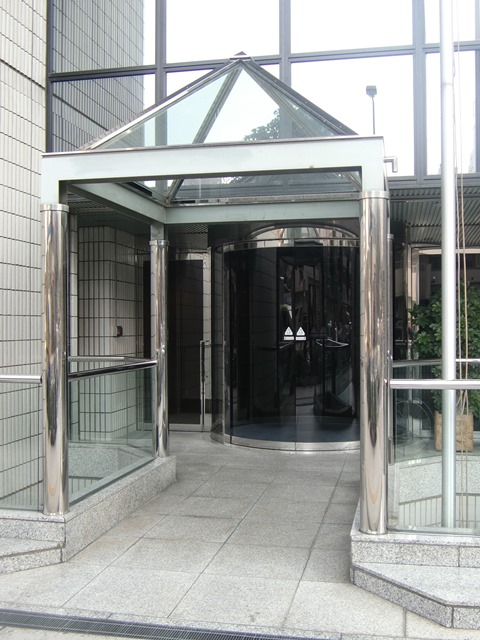 阪急産業南森町ビル (1).jpg