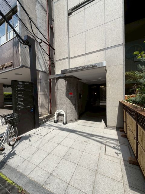 淀屋橋サテライト (3).jpg