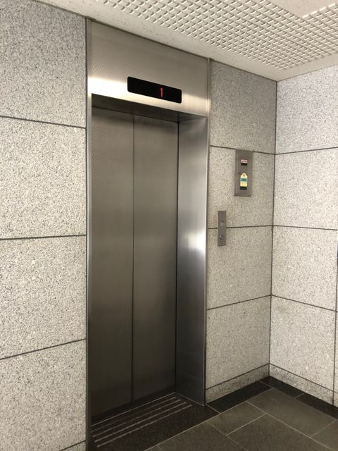 新居第10ビル_200406_0003.jpg