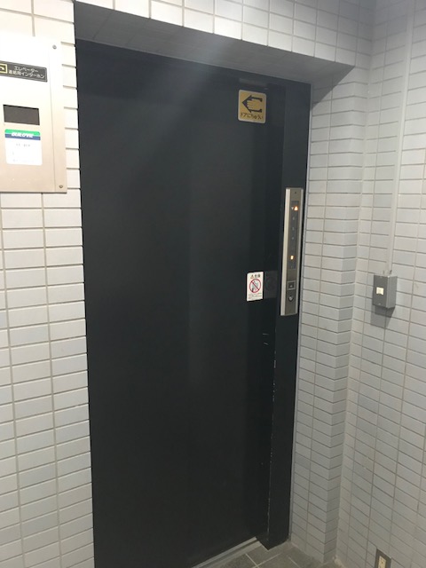 エレベーター.jpg